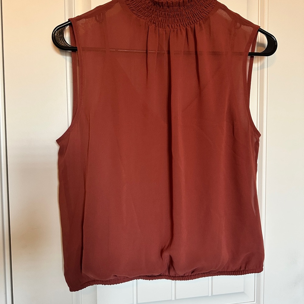 Express Women’s Elegant Sleeveless Rust Top